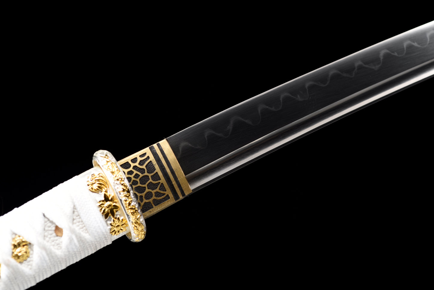 Handmade Full Tang Wakizashi Sword Damascus Steel  Clay Tempered Blade White printed scabbard - 31 in