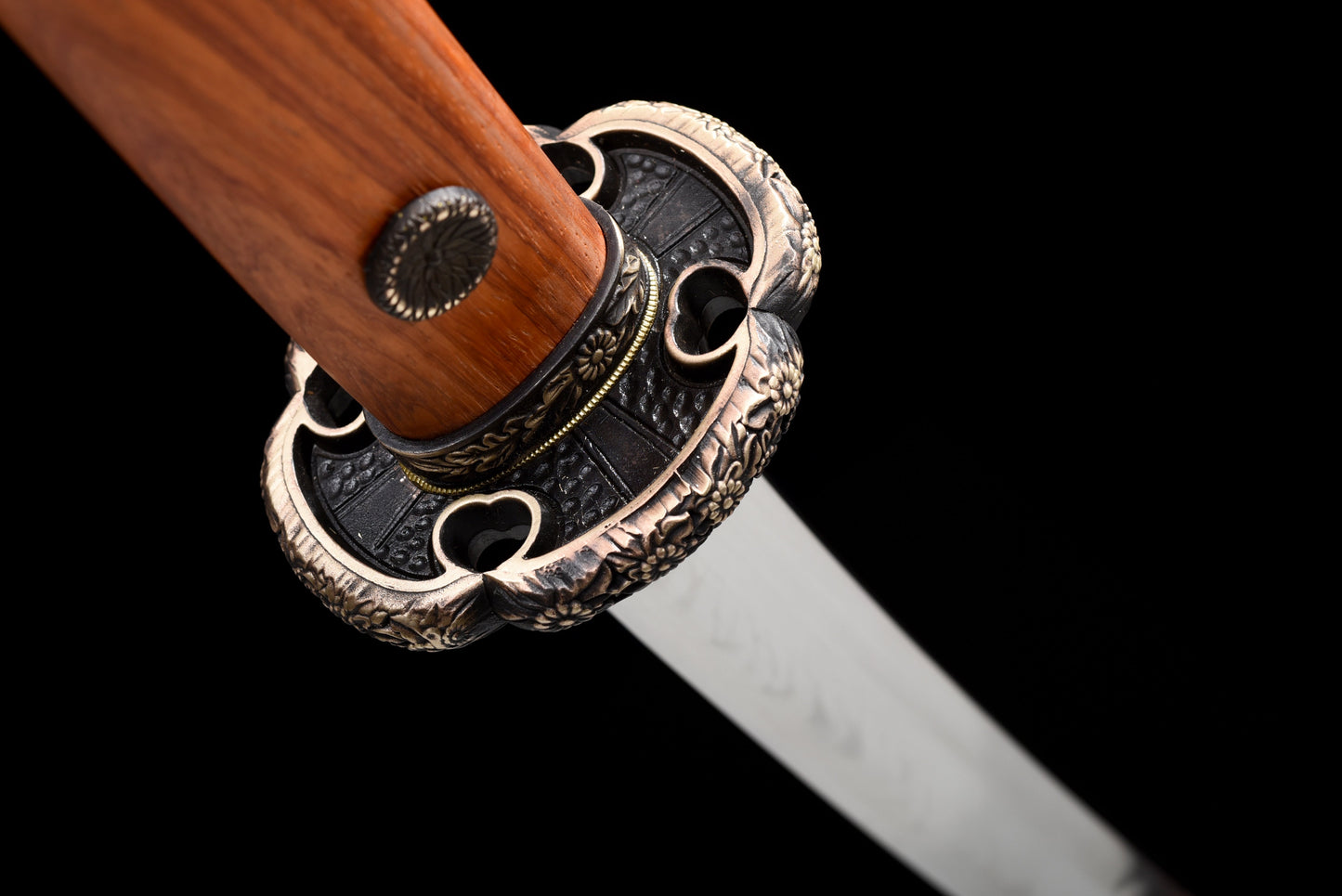 Handmade Full Tang T10 Carbon Steel Full Tang Blade with Real Hamon TACHI SWORDS  41 inches